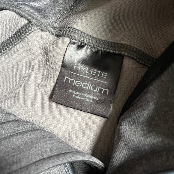 Hylete 1/4-Zip - Picture 2 of 3